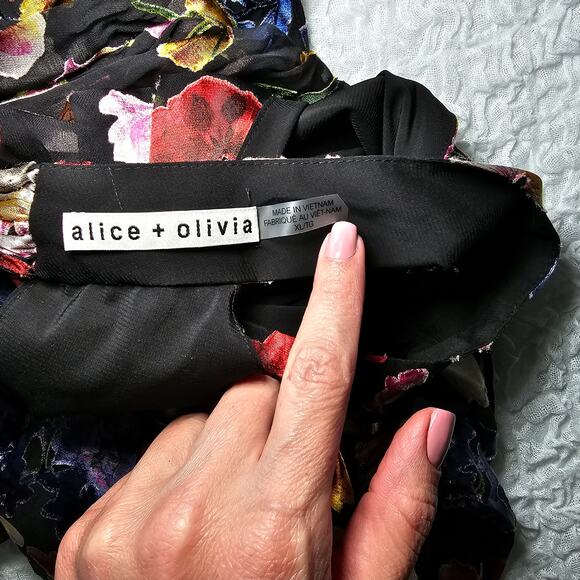 Alice + Olivia Maris Silk Floral Halter Top sz XL - Picture 5 of 7